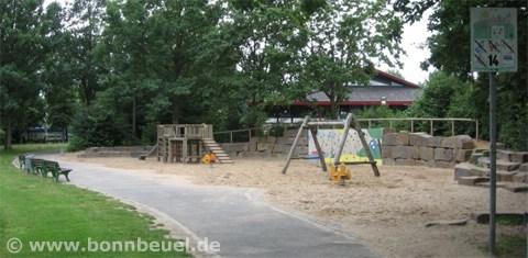 Spielplatz beim Blauen Affen