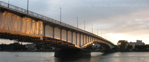 Bild - Sonnenuntergang Kennedybrücke Bonn Beuel