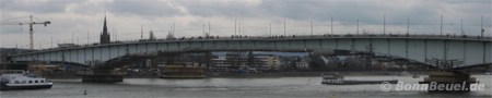 Kennedybrücke Bonn zwischen Beuel