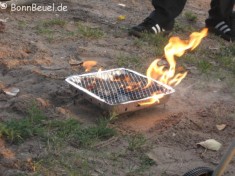 Grill in Feuer