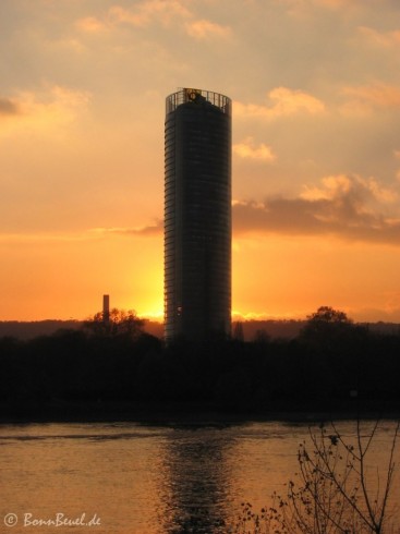 Projekt 52: Licht - Postturm Bonn 18.11.05