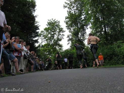 19. Bonn Triathlon: weiter Weg zur Wechselzone