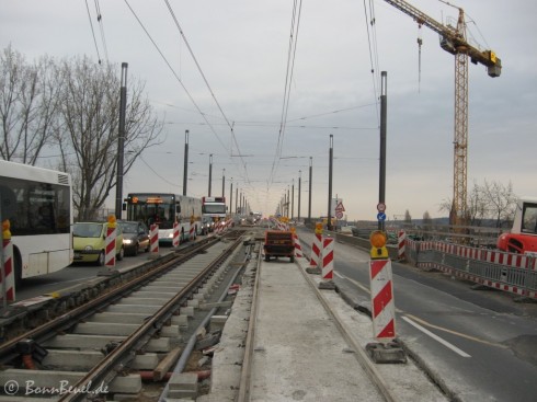 Kennedybrücke Übergang Bonner Seite